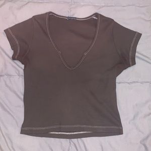Brandy Melville brown baby tee